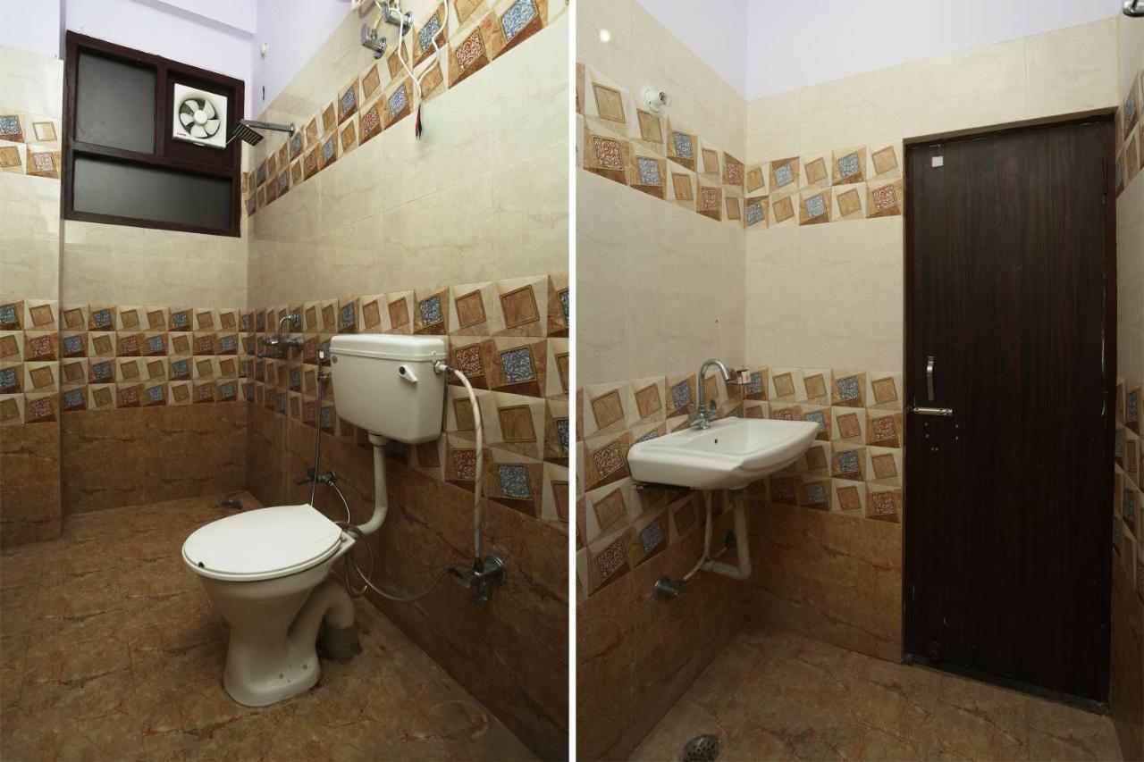 Oyo 16995 Sr Blessings Hotel Chinhat Exterior foto