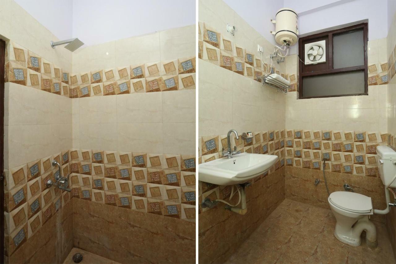Oyo 16995 Sr Blessings Hotel Chinhat Exterior foto
